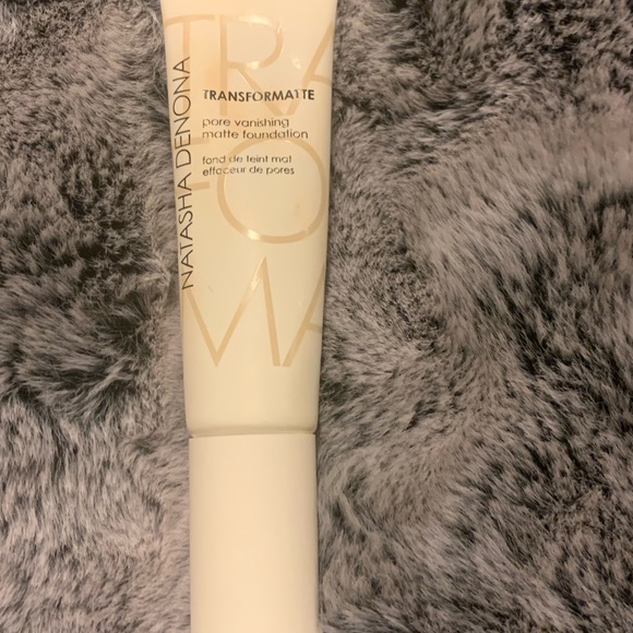 NATASHA DENONA TRANSFORMATTE PORE VANISHING MATTE FOUNDATION IN SHADE FAIR - Picture 2 of 10